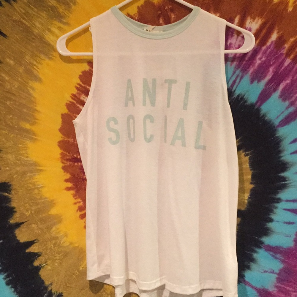“Anti social” muscle tee
